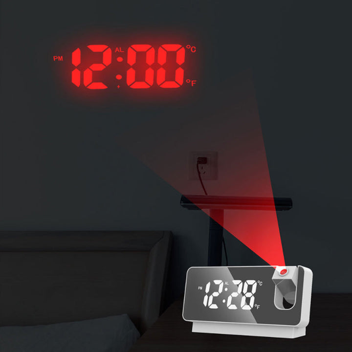 Digitale projectieklok projecteert tijd op muur/plafond, met dubbel alarm en snooze functie, modern en praktisch.
