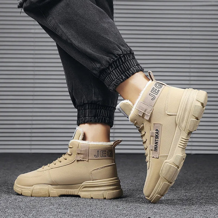 Duurzame heren vetersneakers, speciaal ontworpen voor winterse omstandigheden en comfort.