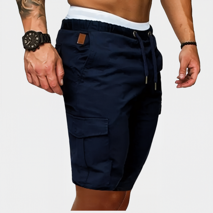 Hoymans sportieve herenshorts, toont zij- en achterkant, comfortabele pasvorm voor elke man.