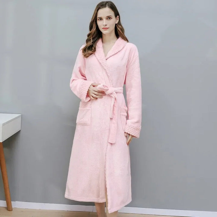 Luxe damesbadjas, perfecte kadotip voor vrouwen. Stijlvolle en warme loungewear voor dagelijkse ontspanning.