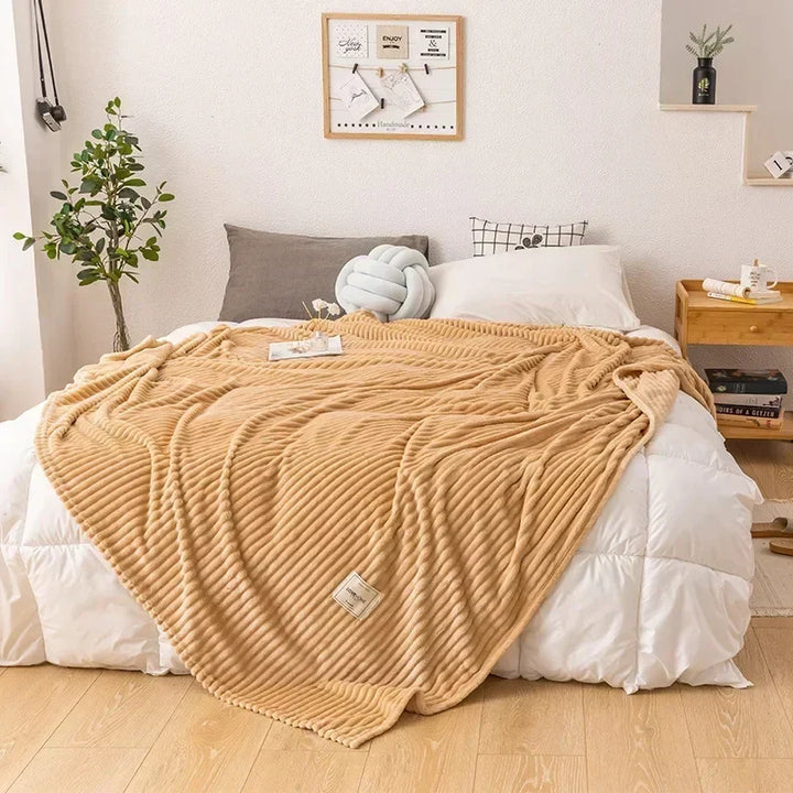 Warme en zachte flanellen deken, perfect als cadeau of gezellige plaid. Voor herfst en winter comfort.