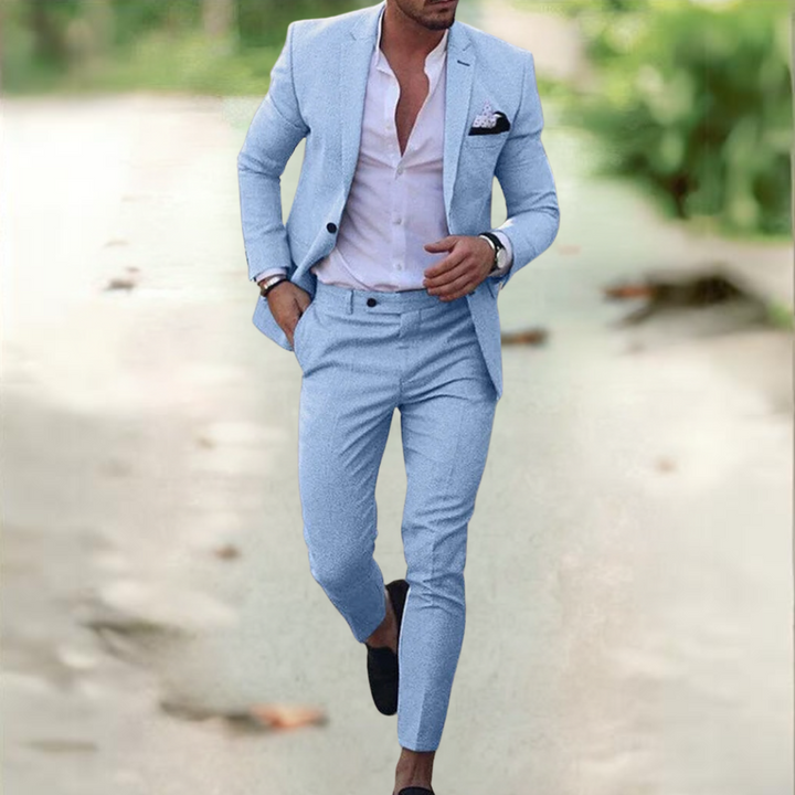 Tweedelig herenpak in slim fit, uitermate geschikt voor elegante mode en casual chic evenementen.
