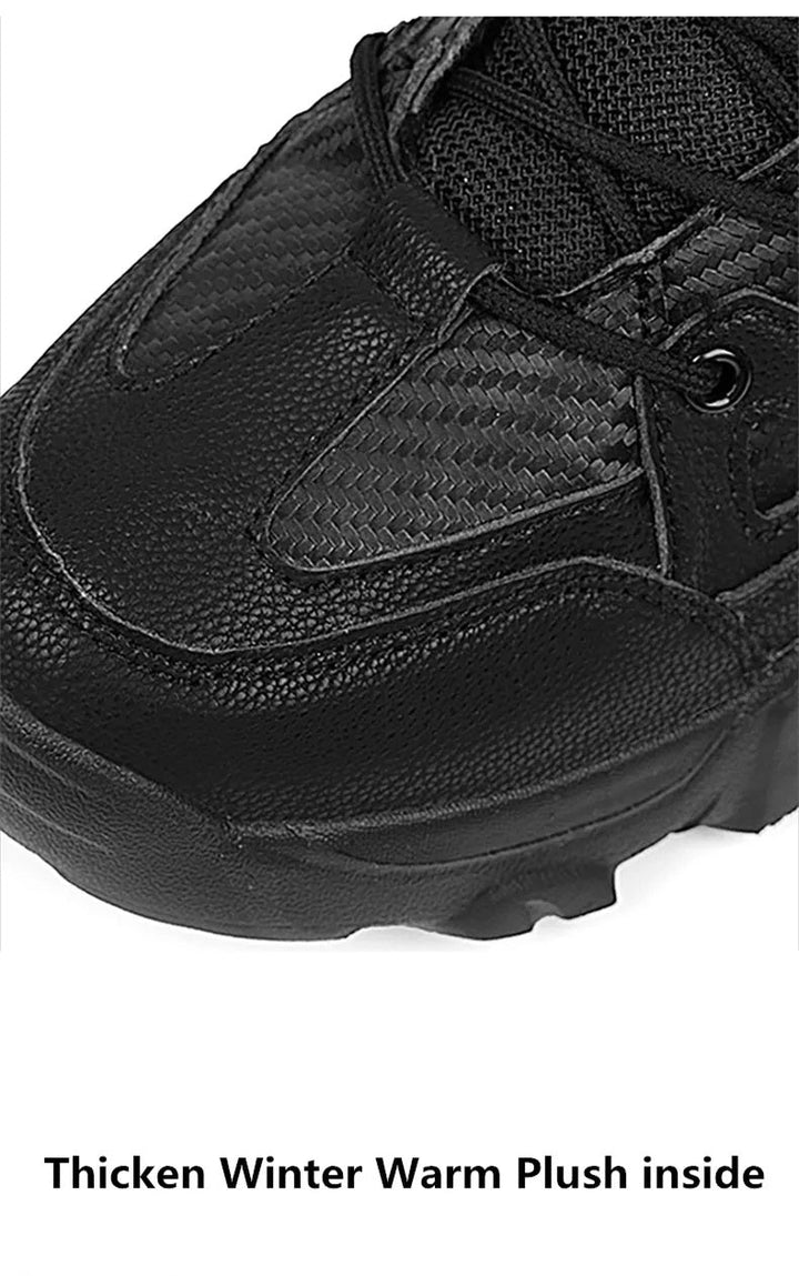 Heren snowboots in zwarte wintermode outfit, comfortabel en stijlvol voor elke winterse buitenactiviteit.