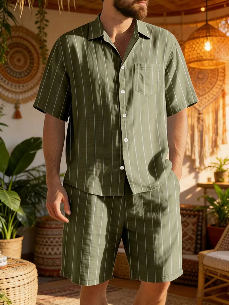 Comfortabele heren vakantieset: shirt met korte mouwen & casual korte broek, ademend textiel.