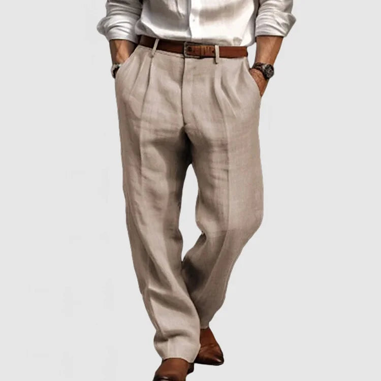 Olijfgroene heren vrijetijdspantalon met rechte pijp. Modieuze casual broek, ideaal voor een relaxte en stijlvolle look.