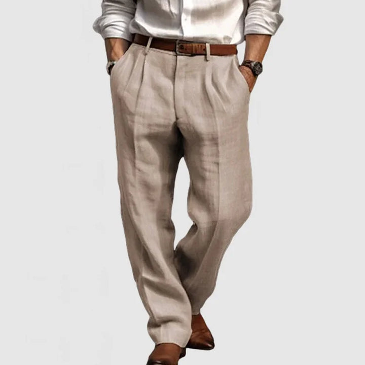 Olijfgroene heren vrijetijdspantalon met rechte pijp. Modieuze casual broek, ideaal voor een relaxte en stijlvolle look.