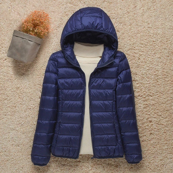 Modieuze gewatteerde winterjas voor dames, waterdicht en warm, ideale bovenkleding voor winterkleding.