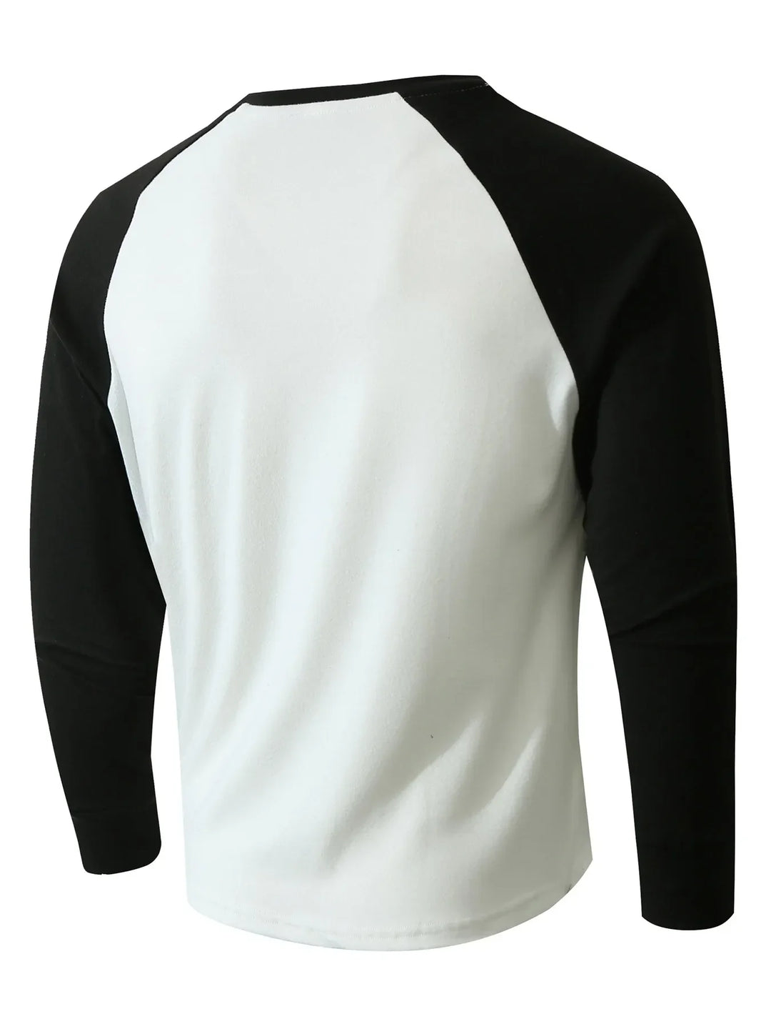 Comfortabel heren thermoshirt met lange mouwen in een tweekleurige uitvoering. Perfect voor de koude herfst- en winterdagen.