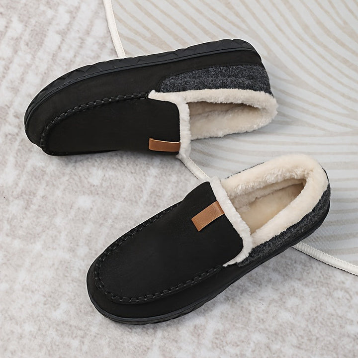 Grijze heren pantoffel loafers met zachte voering, warme en comfortabele binnenschoen.