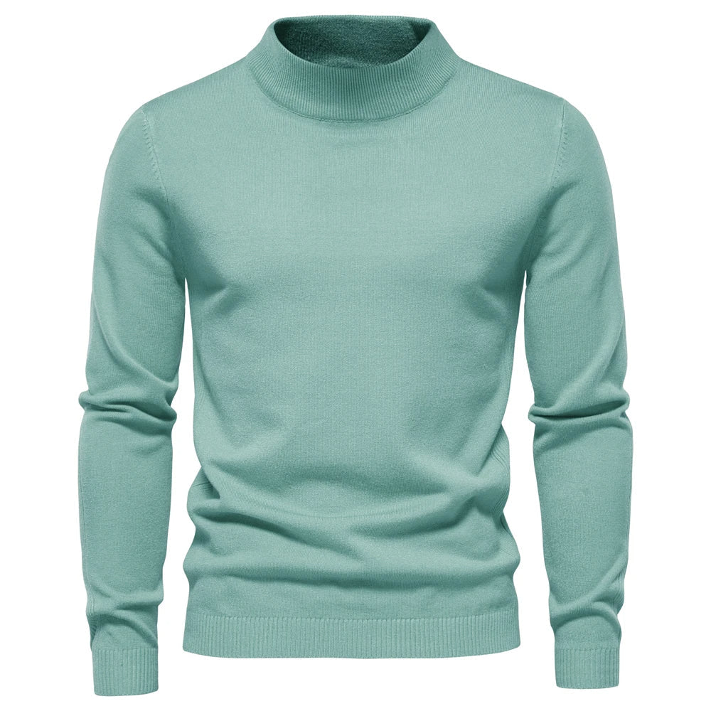 Stijlvolle heren coltrui onder een jasje, slim-fit mode voor zakelijke en smart-casual gelegenheden.