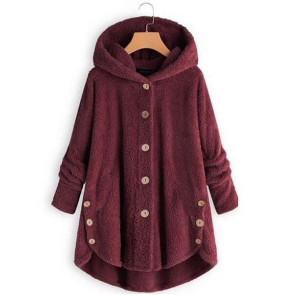 Vrouwen genieten van de warme Jaylinn oversized hoodie. Comfortabele casual sweater voor relaxte dagen.