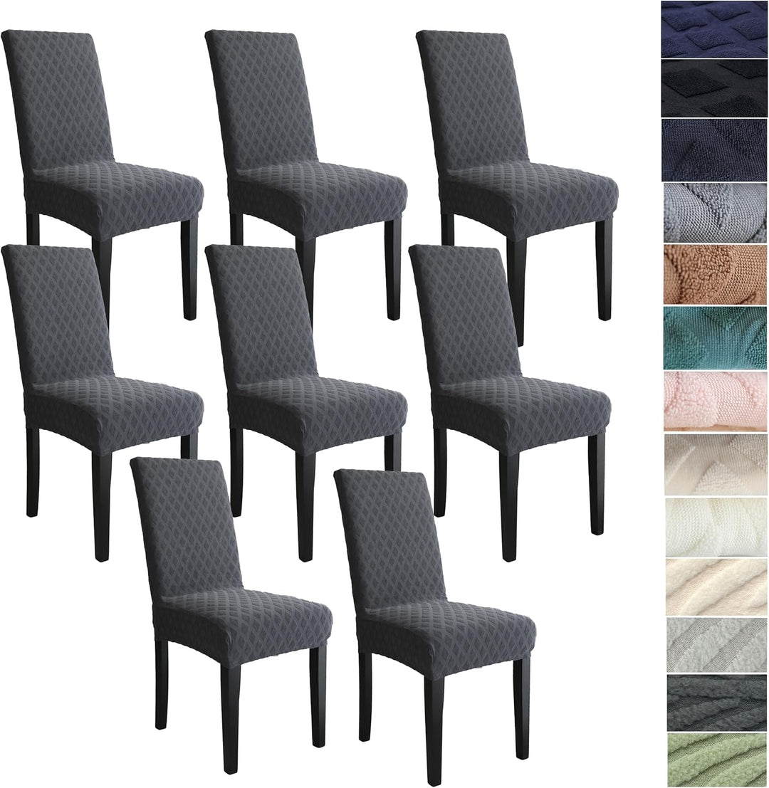 Eetkamer renovatie set: rekbare stoelhoezen voor elke stijl.