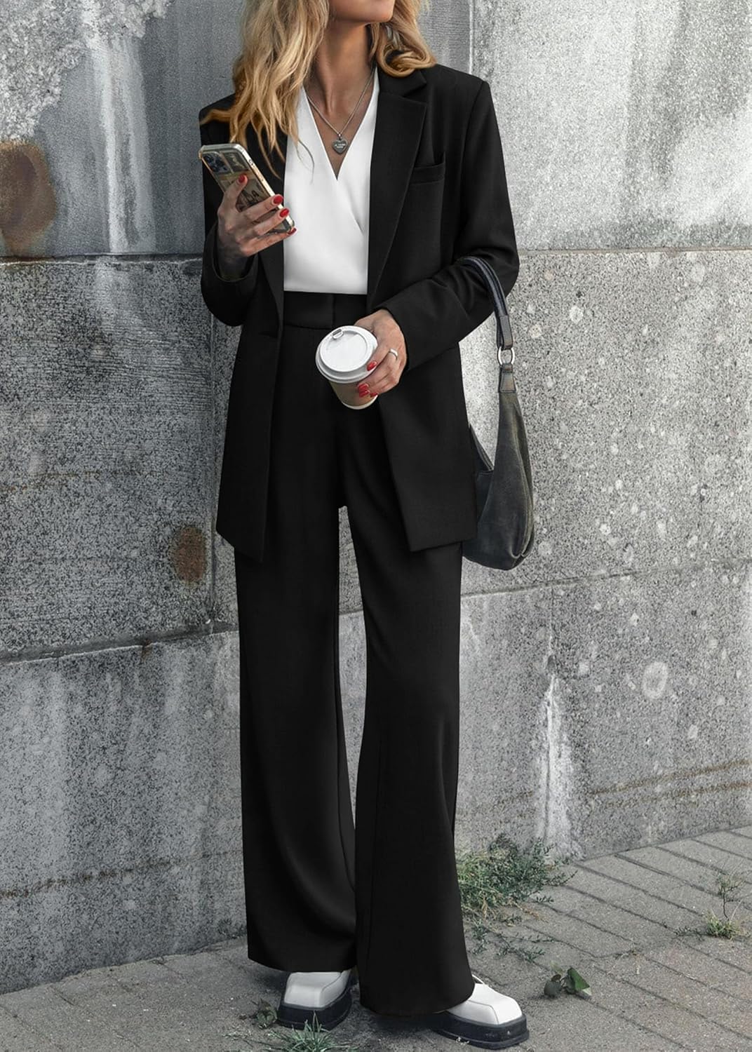 Comfortabele en chique dames blazer set Mia, ideaal voor een stijlvolle uitstraling.
