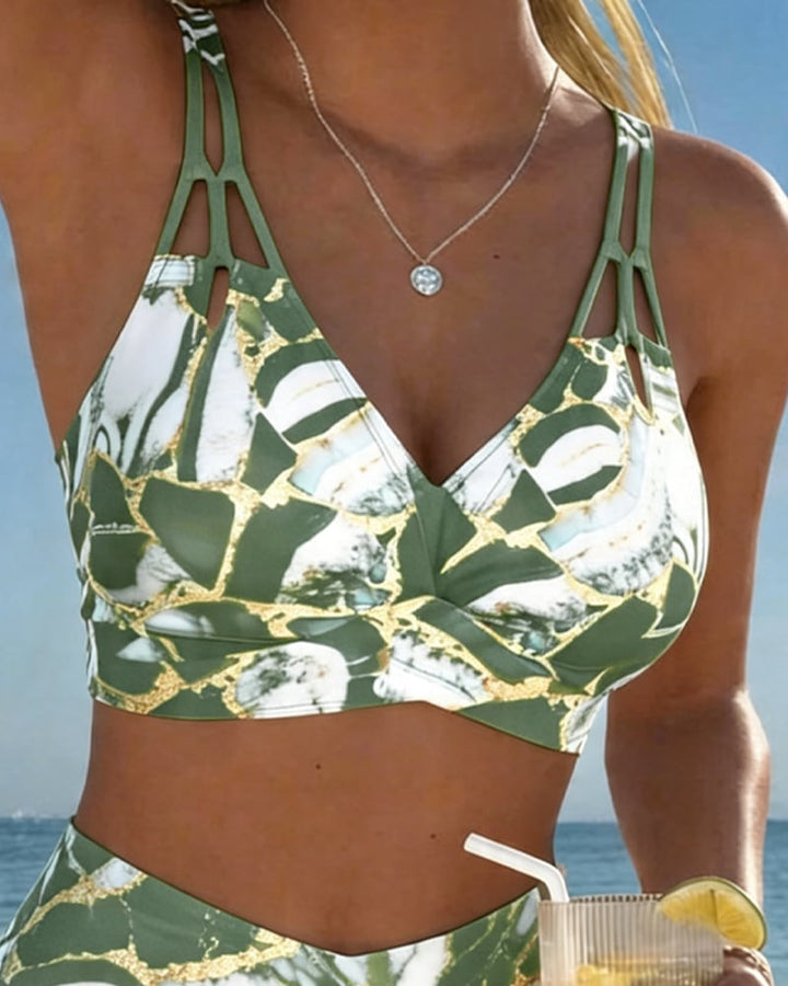 Zwarte, rode, blauwe dames bikini's, hoge taille, flatterend, sexy en modern voor de zomer.
