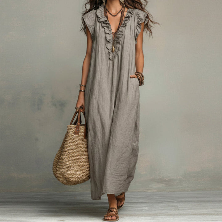 Comfortabele zomerjurk voor dames, gemaakt van soepel polyester. Ideaal voor warme dagen.