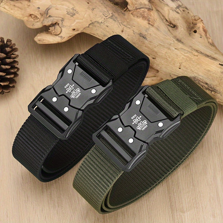 Unisex tactische nylon riem met stevige metalen gesp, ideaal voor outdoor avonturen en sport.