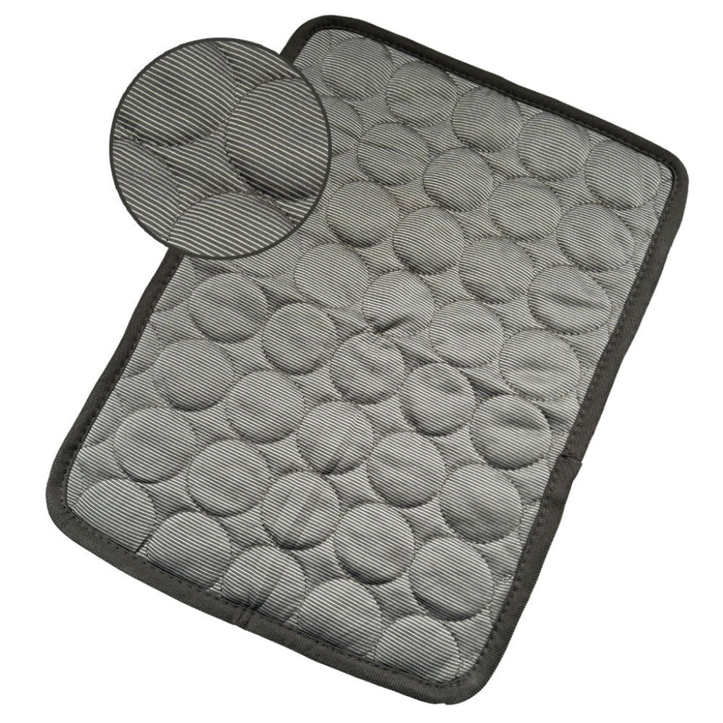 Comfortabele koelmat voor huisdieren; een must-have accessoire voor hond en kat in de zomerhitte.