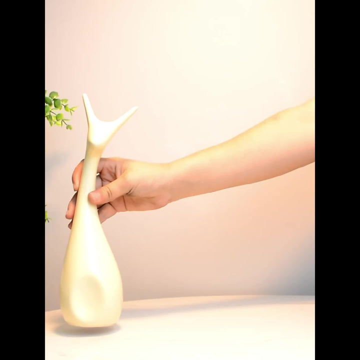 Hoge kwaliteit keramische herten beelden set; luxe en moderne decoratie voor elk interieur.