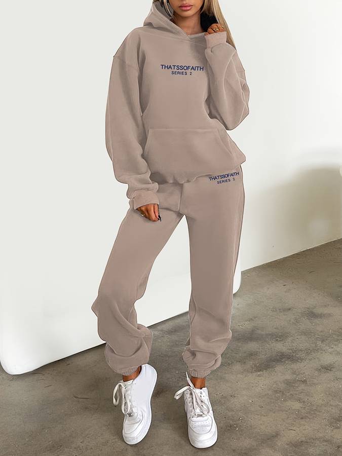 Harper dames hoodie en joggingbroek set, zachte polyester kleding voor ultiem comfort.