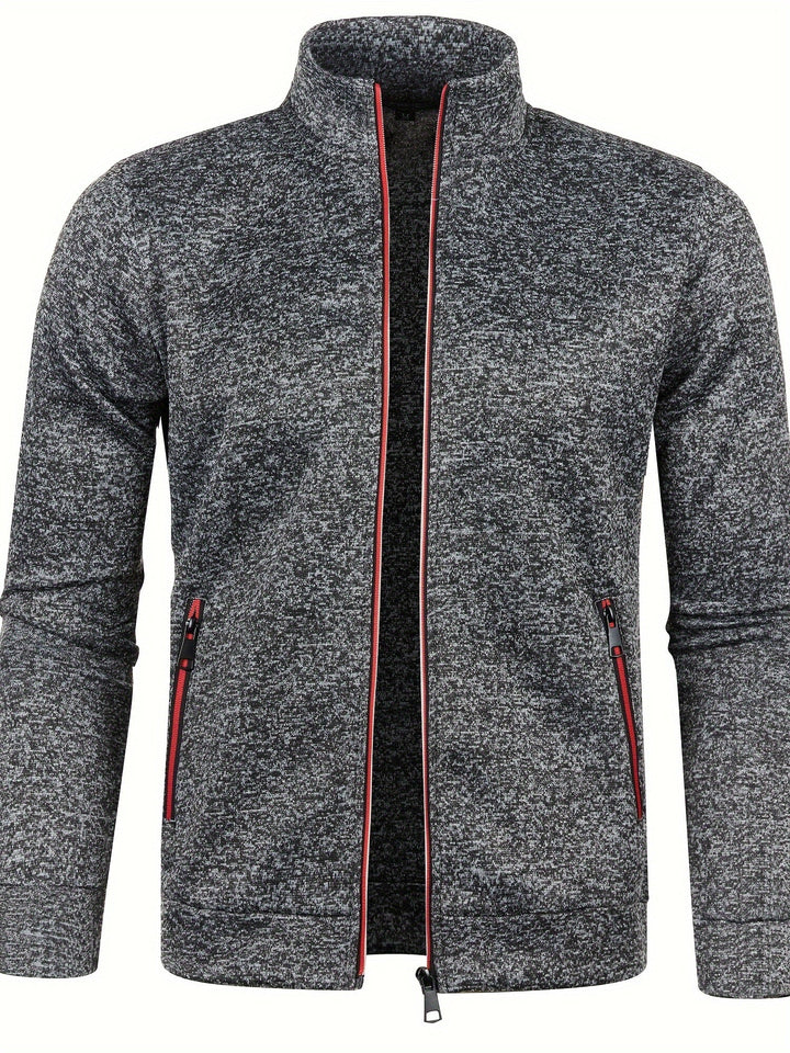 Volledig comfortabel herenvest met rits. Een stijlvolle en veelzijdige cardigan voor mannenmode.