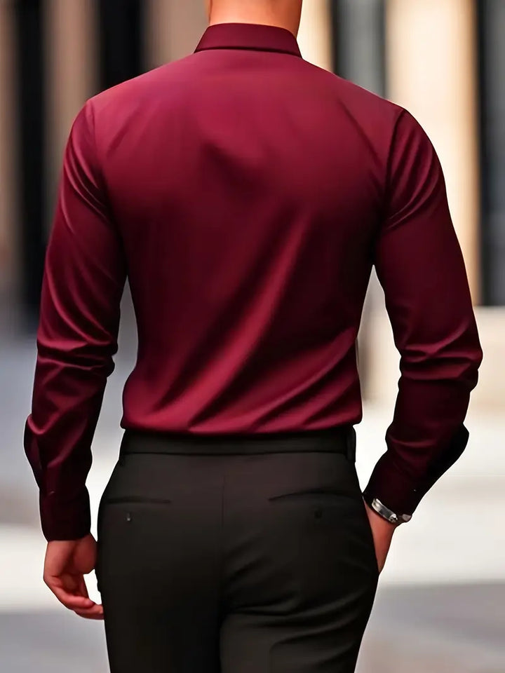 Stijlvol heren overhemd met lange mouwen, ademend. Een onmisbare, comfortabele aanvulling op de garderobe.
