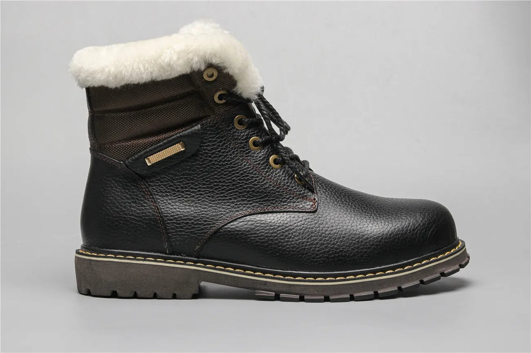 Waterbestendige heren winterlaarzen, met warme voering en duurzame zool voor winterweer.