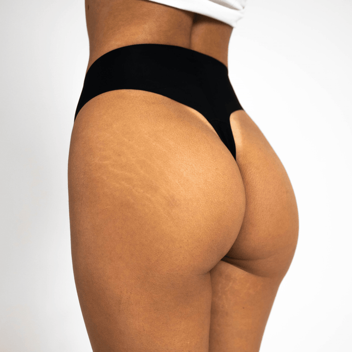 Damesonderbroek die camel toe voorkomt, voor een onberispelijke look en extra zelfvertrouwen.