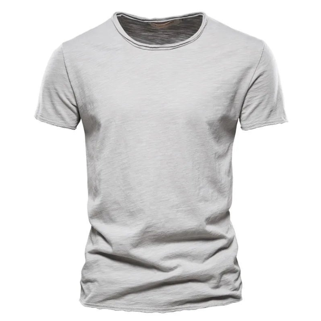 Klassiek heren t-shirt met ronde hals, een onmisbaar item voor elke casual zomergarderobe.