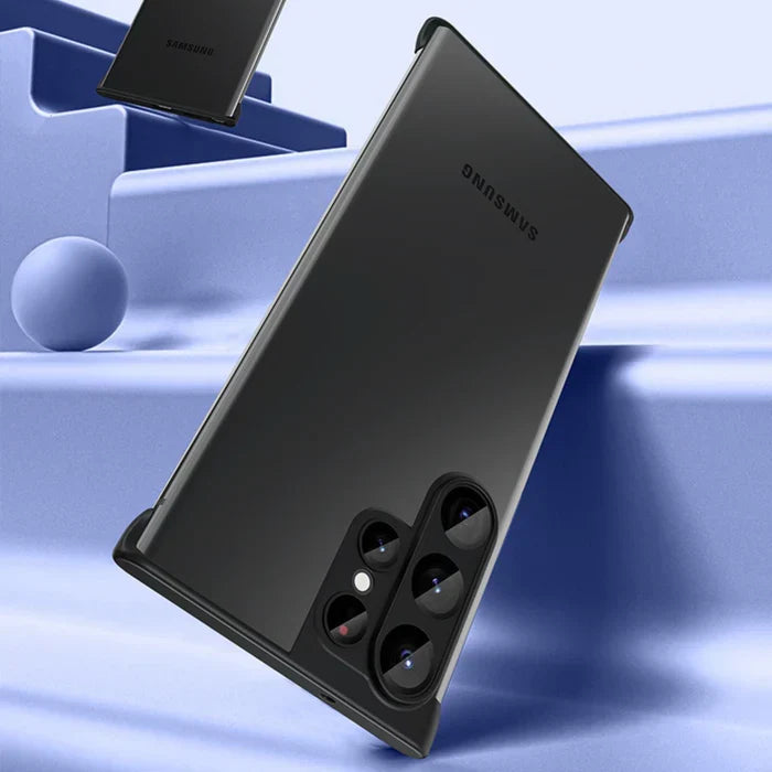 Flexibele doorzichtige Samsung Galaxy S22 siliconen hoes, dun en eenvoudig te bevestigen.