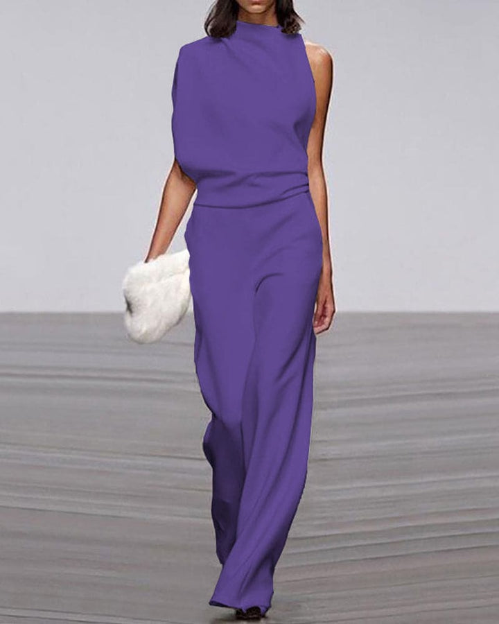 Elegante dames jumpsuit met opstaande kraag, perfecte avondkleding voor een chique en stijlvolle verschijning.