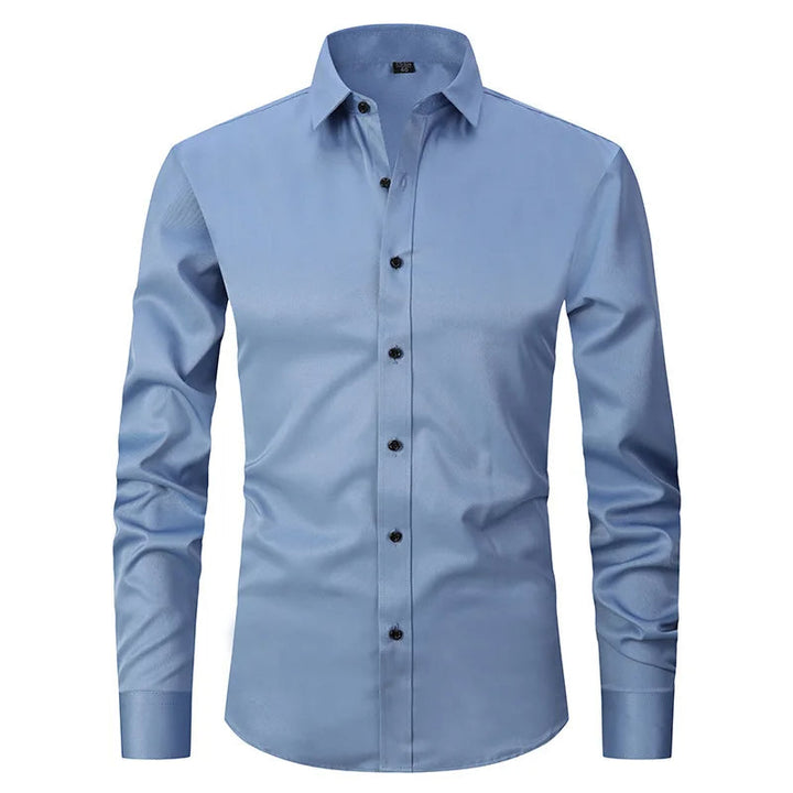 Kwaliteitsvol strijkvrij heren overhemd, slim fit design. Blijft kreukvrij, ideaal voor een lange werkdag of evenement.