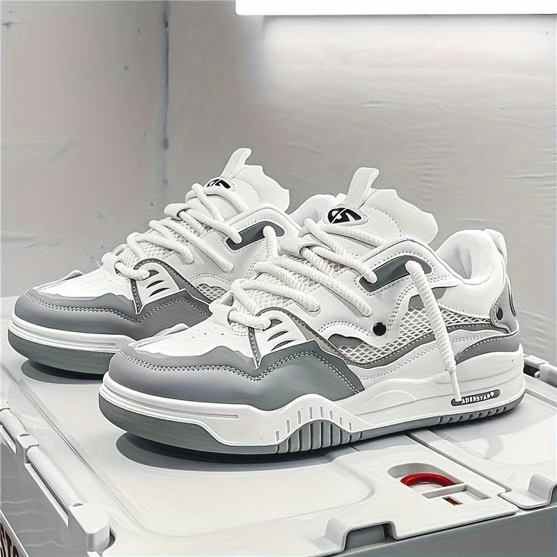 Opvallende gele heren sneakers, modern en sportief, voegen een dynamische touch toe aan elke outfit.