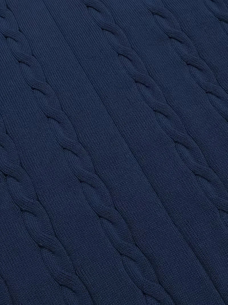 Essentieel heren mouwloos vest, V-hals en verfijnd kabelpatroon, voor een complete garderobe.