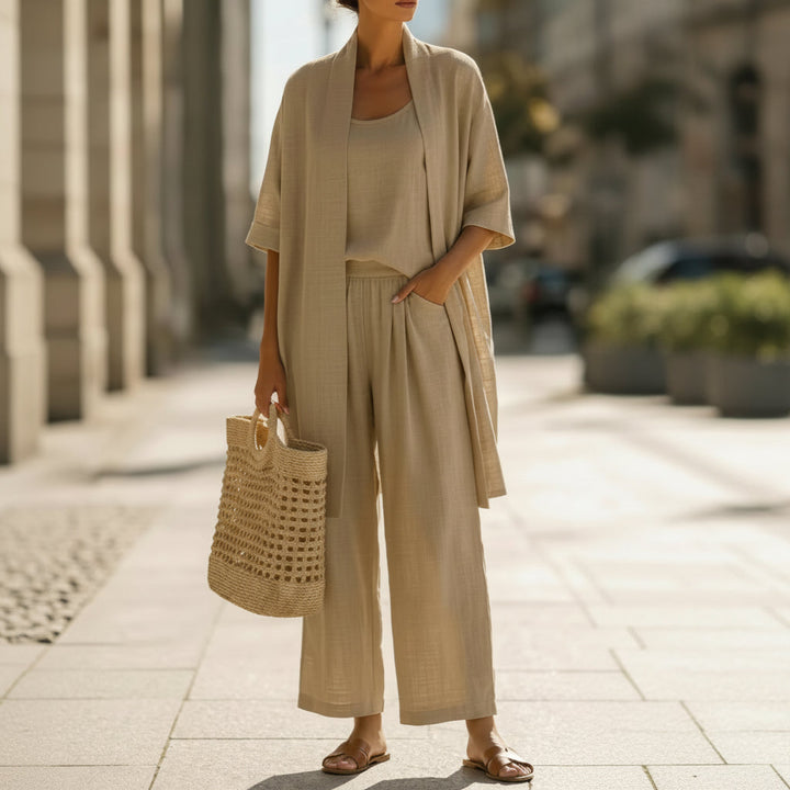 Stijlvolle dames 3-delige set: comfortabel vest, tanktop & rechte broek, perfect voor lente/zomer mode.