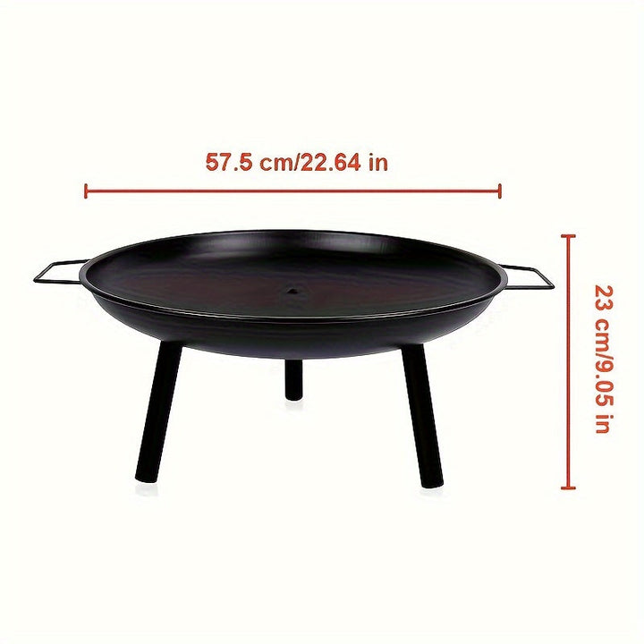 Robuuste gietijzeren vuurschaal, perfect voor barbecueën en het creëren van een warme sfeer buiten.