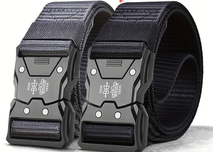 Praktische nylon riem voor outdoor training, met stevige metalen gesp en ademend design.