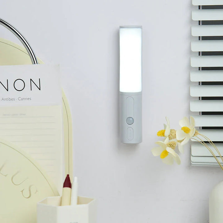 Automatisch licht via bewegingssensor. Draadloze LED nachtlamp, perfect voor donkere ruimtes in huis. Energiezuinig.