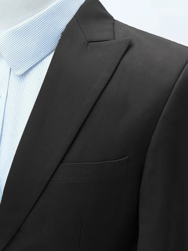 Gala heren driedelig kostuum, slim fit, voor een avond vol elegantie en feestelijkheid.