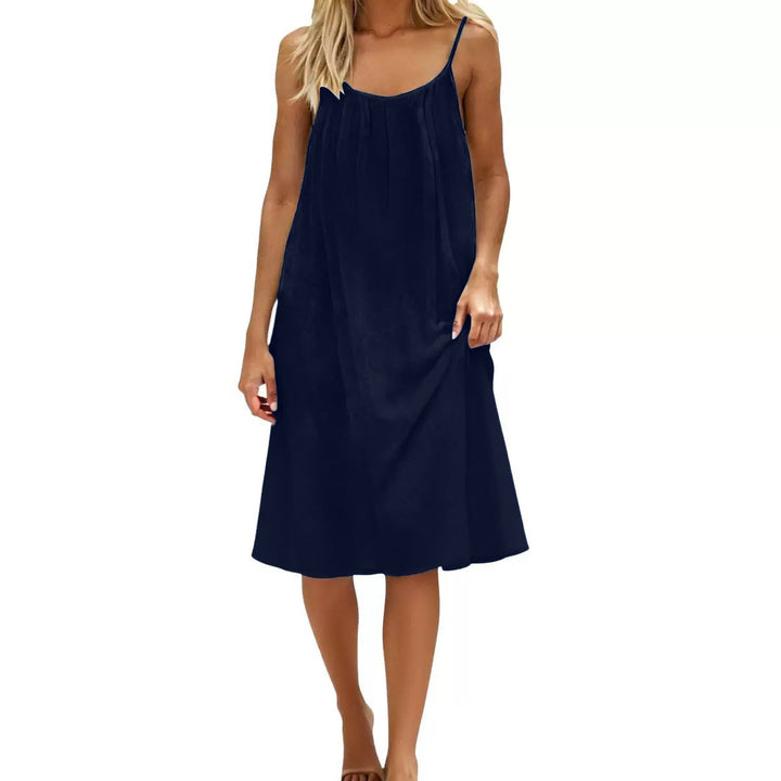 Stijlvolle damesjurk met delicate spaghettibandjes en een sensuele open rug, comfortabel en chic.