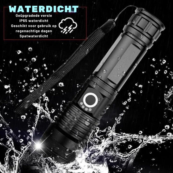 Uiterst krachtige oplaadbare zaklamp (90000 Lumen) met XHP50 LED en instelbare zoom.