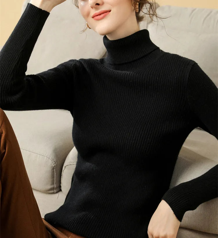 Casual effen dames coltrui, gebreid. Stijlvol en comfortabel voor winterkleding.