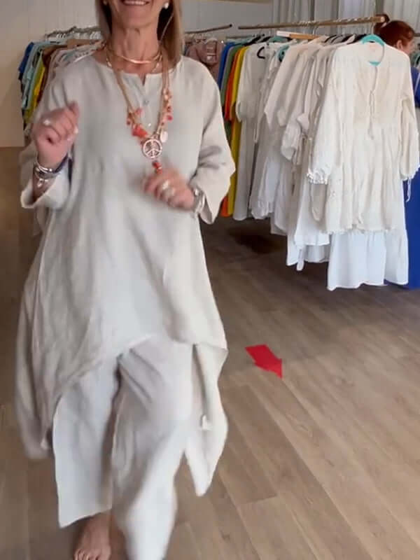 Comfortabel en chique damespak Wanda, veelzijdig voor zowel casual als zakelijke gelegenheden.