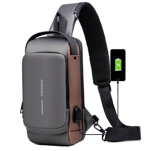 Modieuze heren schoudertas met anti-diefstal kenmerken en een USB-uitgang voor het opladen van je telefoon.