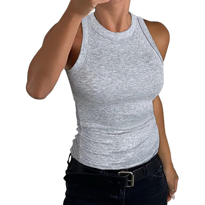 Dames geribbelde tanktop met hoge hals. Comfortabele, stijlvolle mouwloze slim fit top, ideaal voor zomer casual mode.