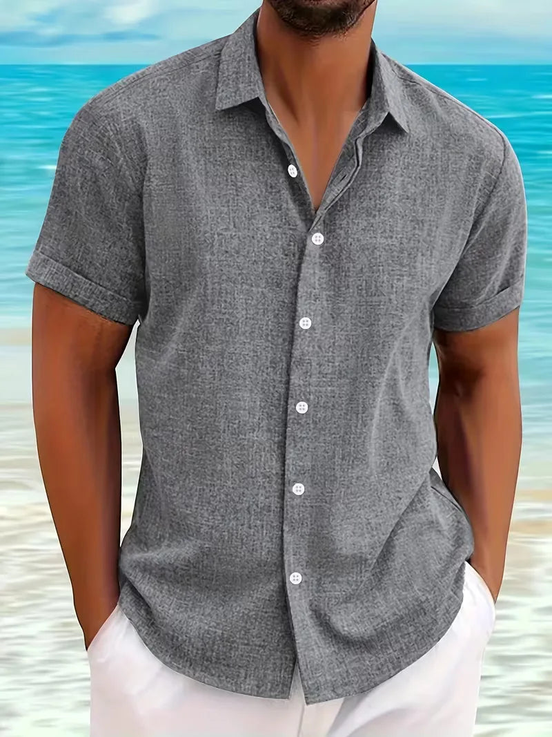 Heren casual V-hals overhemd met korte mouwen in grijs. Ideaal als zomershirt en vakantieoutfit.