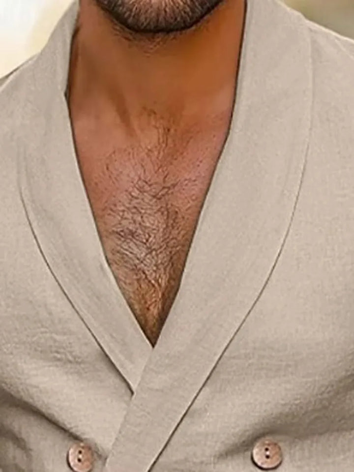 Heren zakelijke slim fit blazer met double-breasted sluiting en karakteristieke houten knopen, voor een verfijnde uitstraling.
