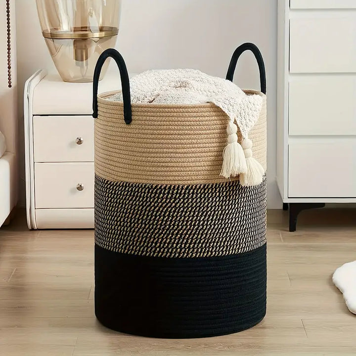 Multifunctionele geweven opbergmand, ideaal voor wasgoed, speelgoed of dekens; praktisch woonaccessoire van touw.