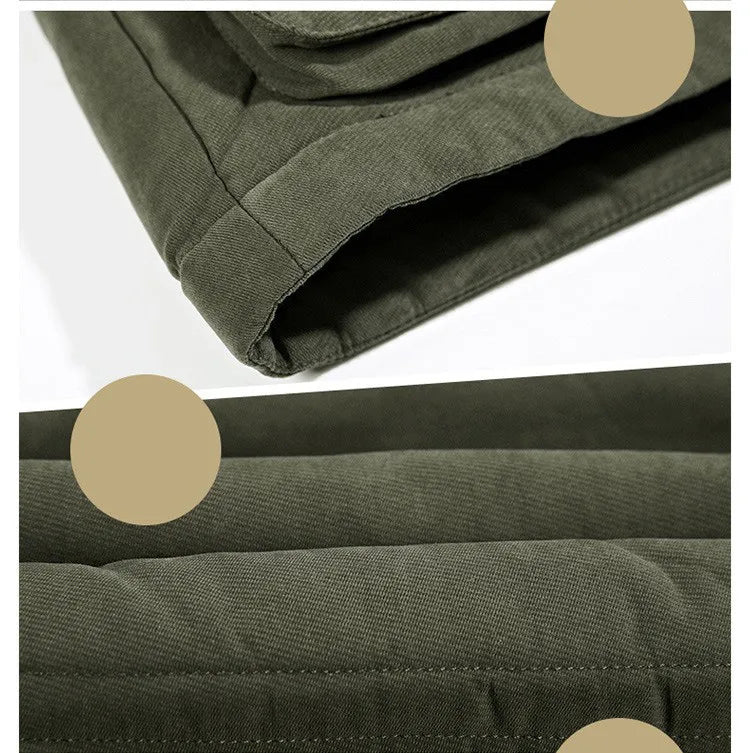 Herenmode: een comfortabele winterparka, essentieel voor warmte in koud weer.