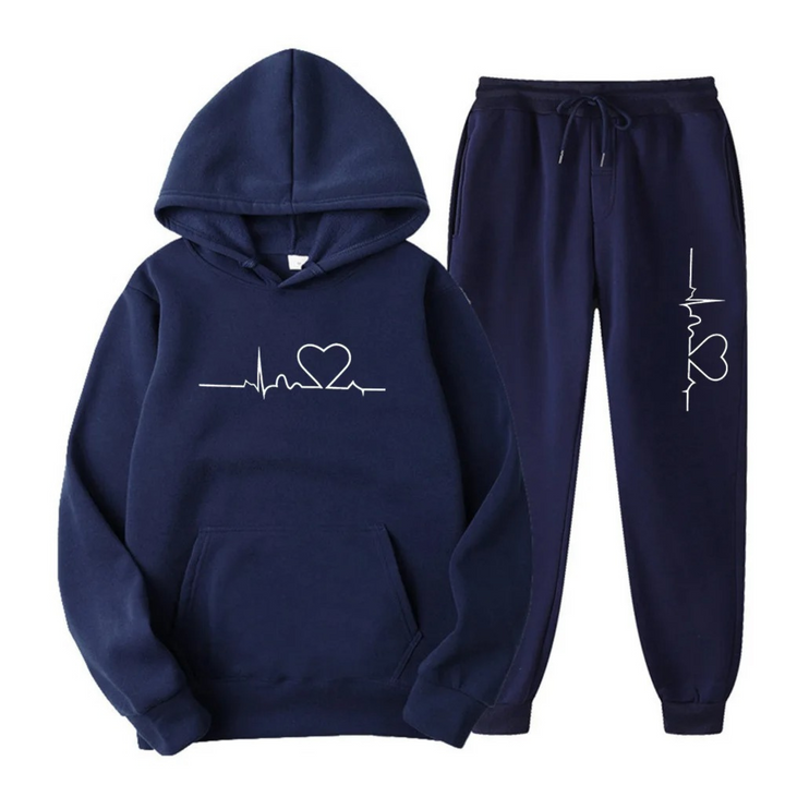 Dames comfortabel pak met capuchon, de ideale relaxkleding voor ontspannen dagen.