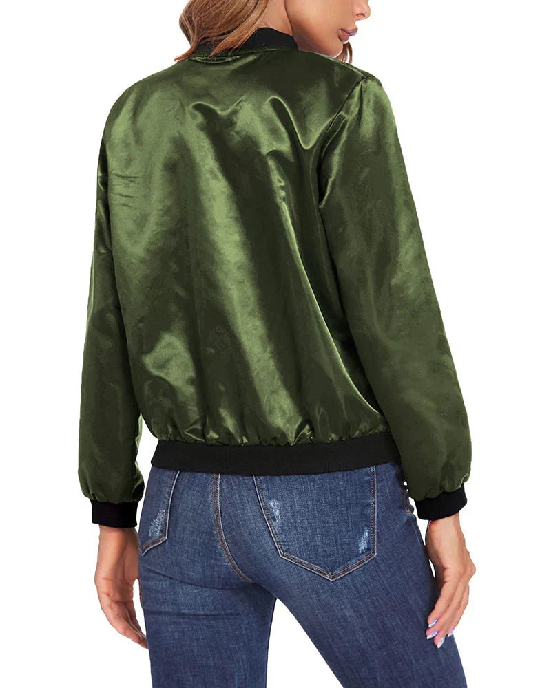 Lichtgewicht polyester bomberjack voor dames, ideaal voor overgangsseizoenen.